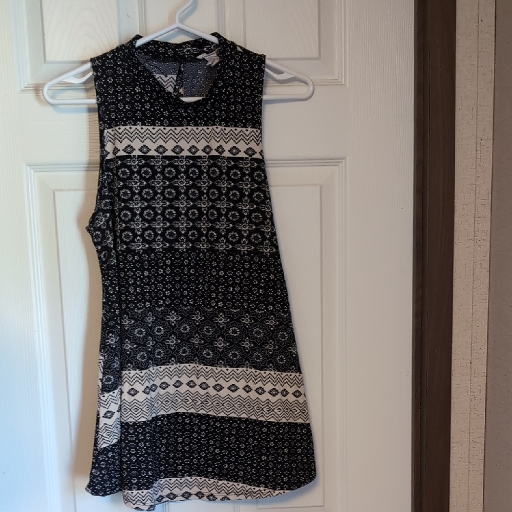 R2D Black and White Floral Dress
